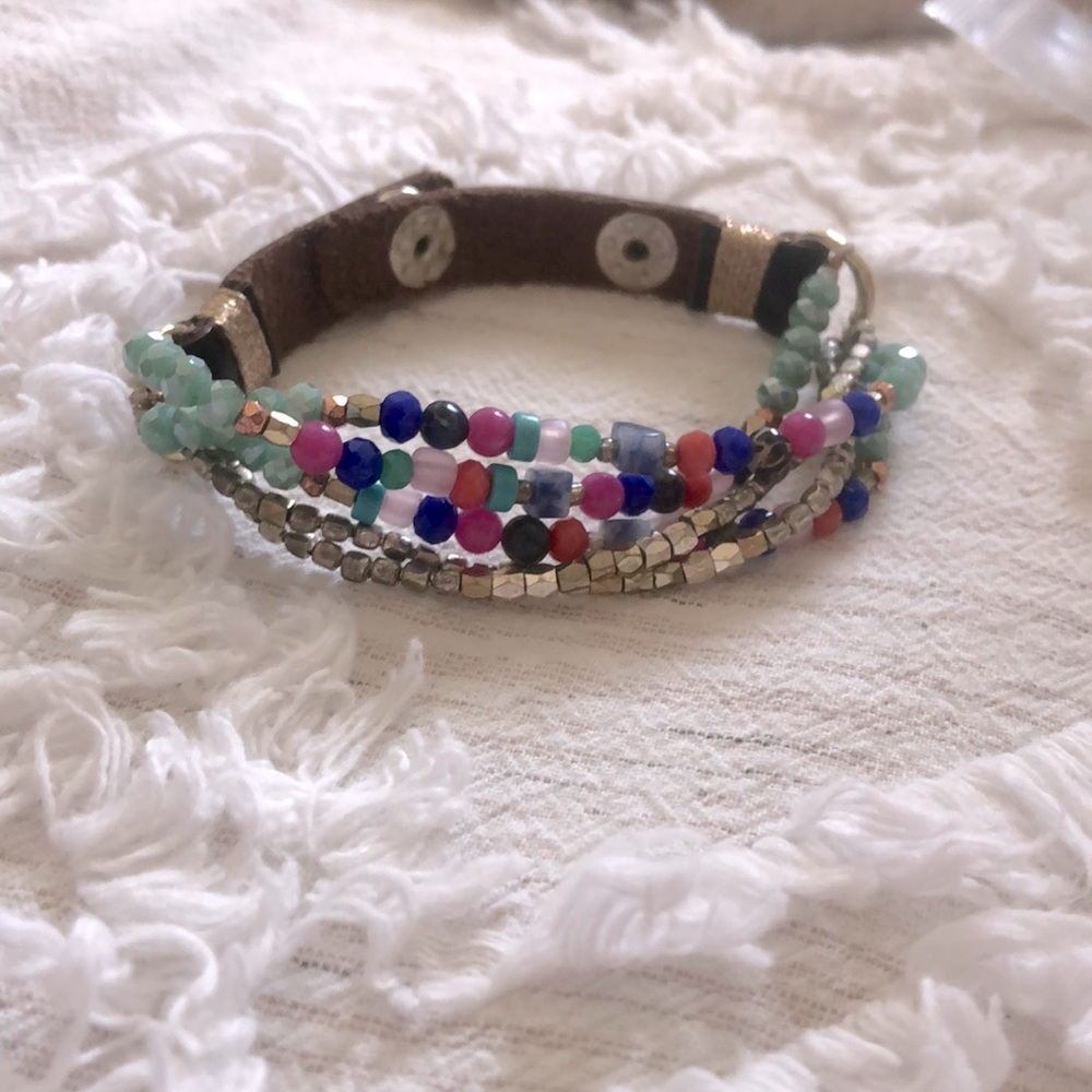 American eagle beaded bracelet and set of 7 size 6 rings from lucky brand